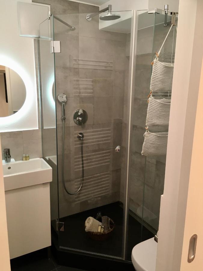 Liebevoll Renoviertes Apartment Mit Panoramablick Friedrichshafen Kültér fotó